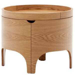 Dřevěný noční stolek Kave Home Octavia 55 cm