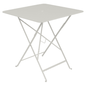 Světle šedý kovový skládací stůl Fermob Bistro 71 x 71 cm