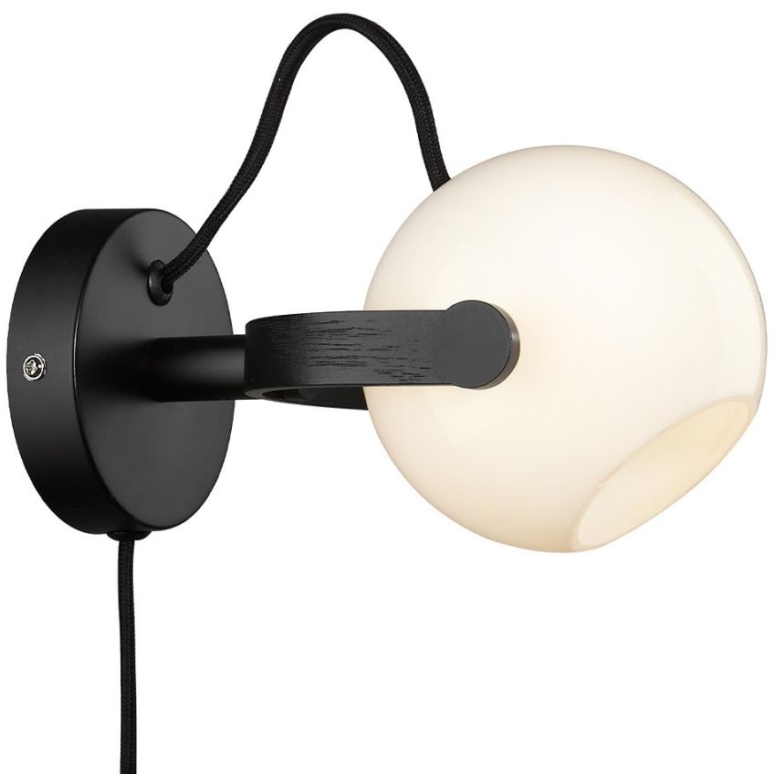 Halo Design Plastové nástěnné světlo DC