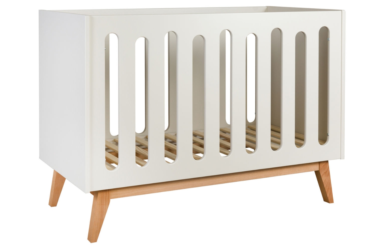 Béžová lakovaná dětská postýlka Quax Trendy 60 x 120 cm